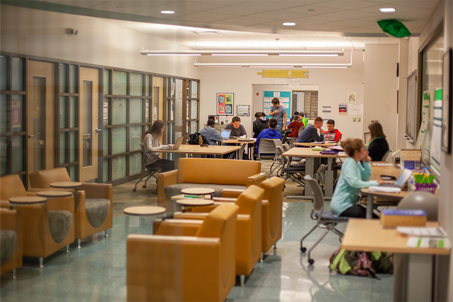 students working in stem learning center