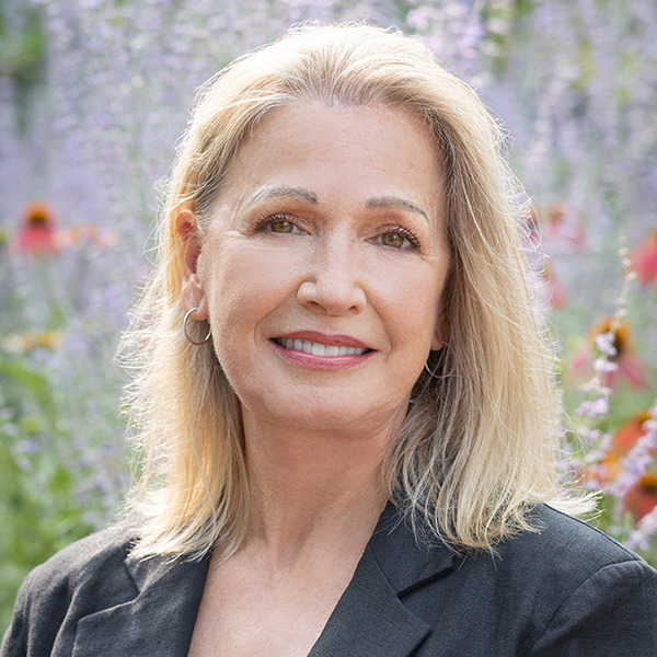 headshot of Tracey McPherson
